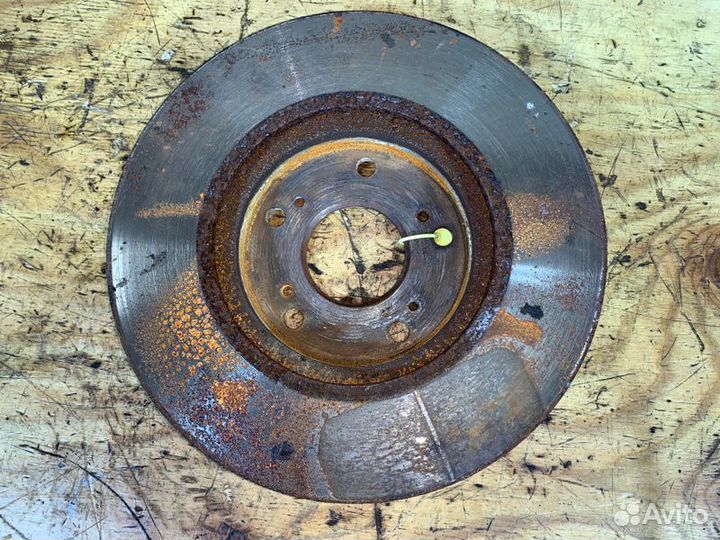 Диск тормозной передний Honda Stepwgn RG1 K20A