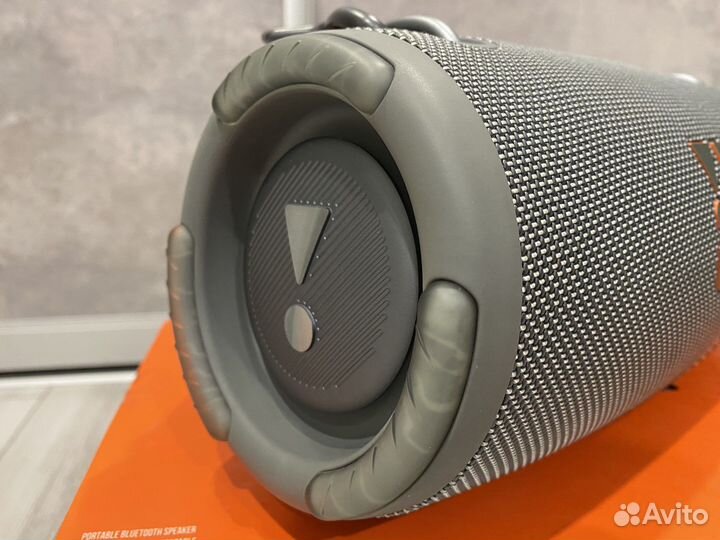 Колонка jbl xtreme 3