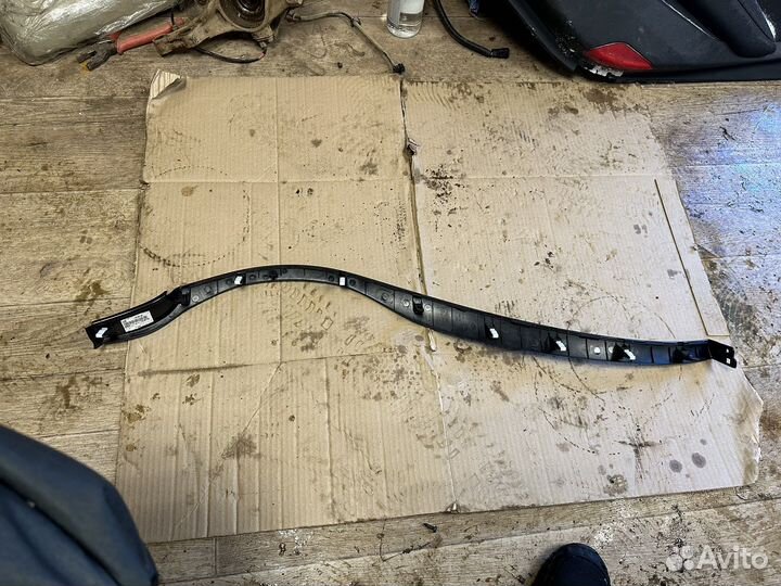 Молдинг в торпеду Hyundai I40