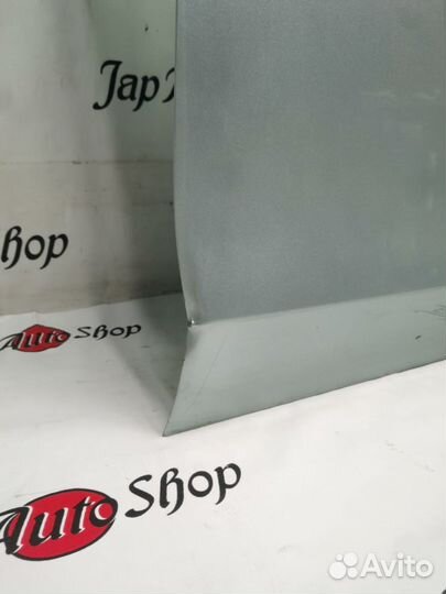 Дверь передняя правая Toyota Yaris II