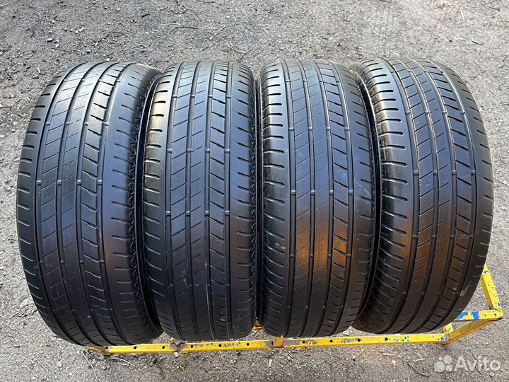 Bridgestone Alenza 001 225/60 R18 104W