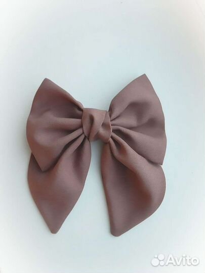 Бант на заколке автомат