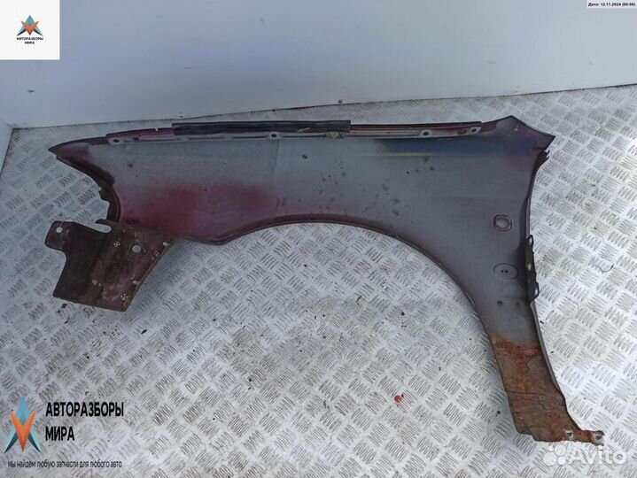 Крыло переднее правое Audi A4 B5 1996