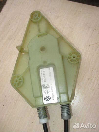 Стеклоподъемник электрический задний правый