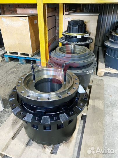 Бортовой редуктор Hitachi ZX70