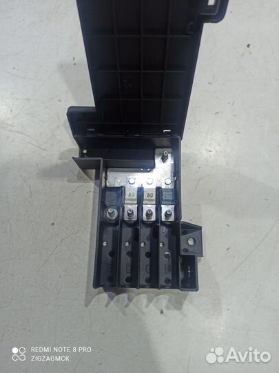 Блок предохранителей (Audi Q8)
