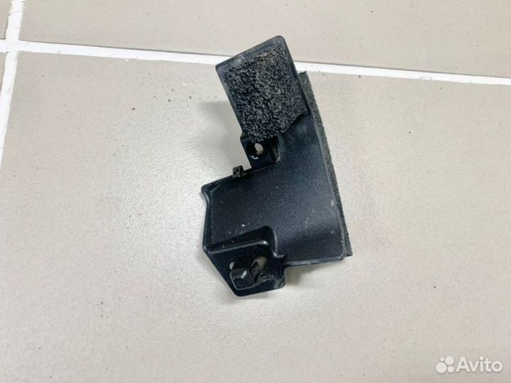 Кронштейн Toyota Camry 2017