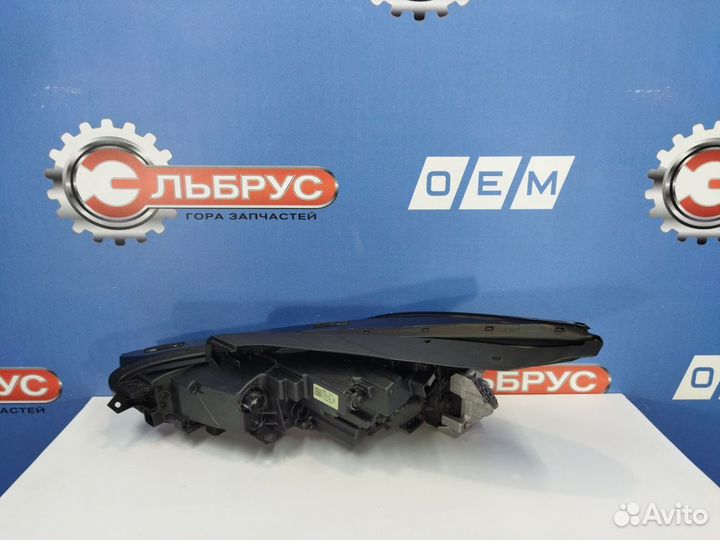 Фара правая Kia K5