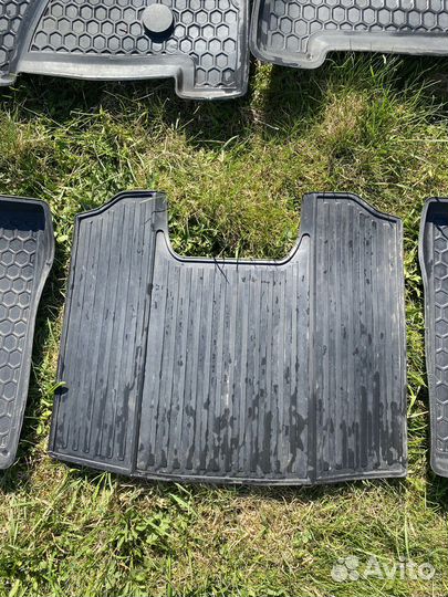 Ковры в салон автомобиля LADA vesta