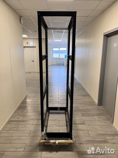 Серверная стой Hyperline 42U