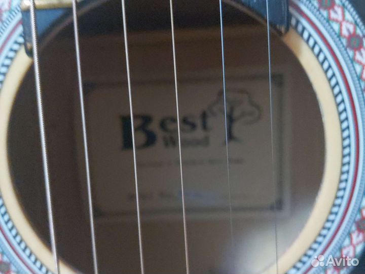 Акустическая гитара