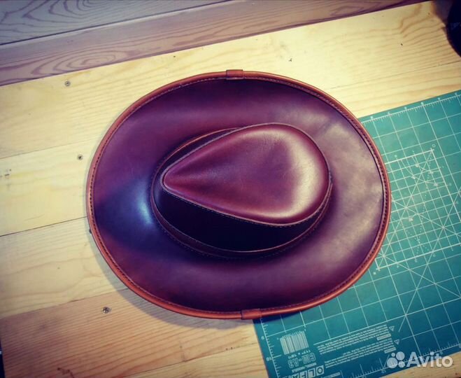 Кожаная шляпа ручная работа