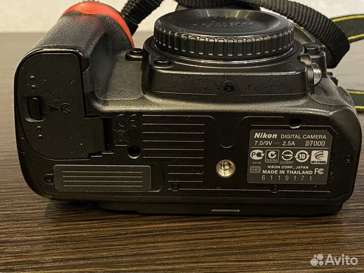 Nikon D7000 body (пробег 6007 кадров)