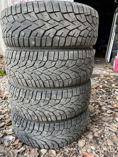 Gislaved Nord Frost 200 205/55 R16