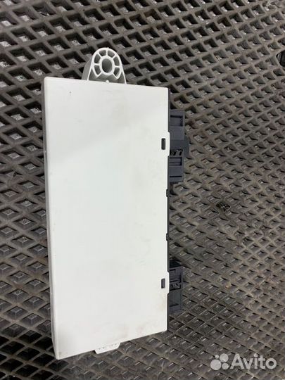 Блок управления CAS Bmw X3 F25 N52B30AF 2011