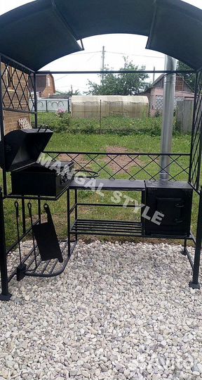 Беседка с мангалом