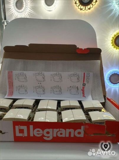 Розетки и Выключатели legrand