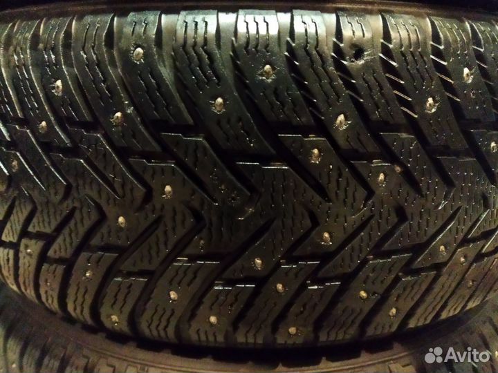Nokian Tyres Hakkapeliitta 8 225/55 R17