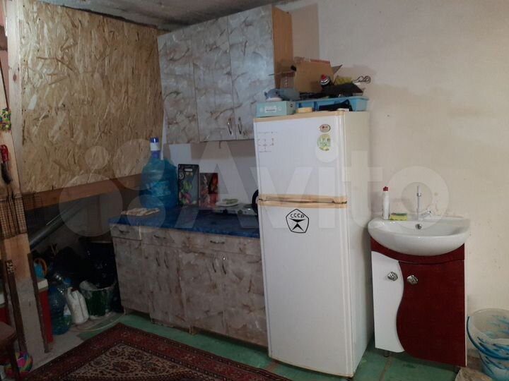 Гараж, > 30 м²