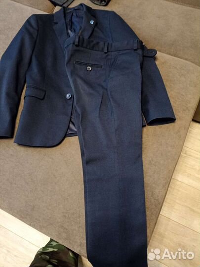 Костюм школьный