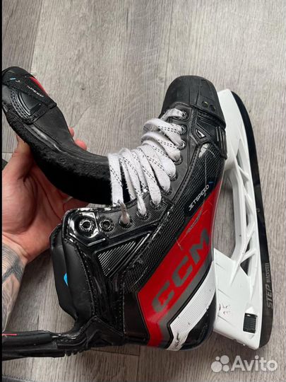 Коньки хоккейные CCM jetspeed ft6