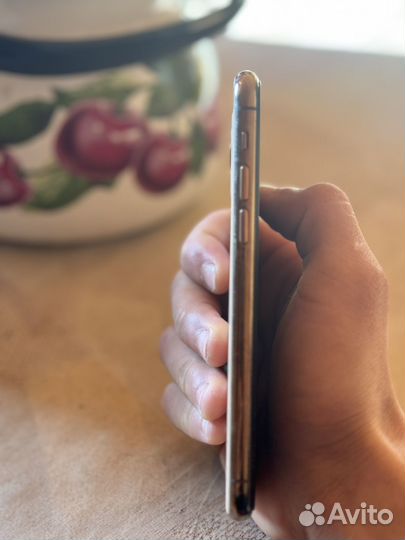 iPhone 11 Pro, 64 ГБ