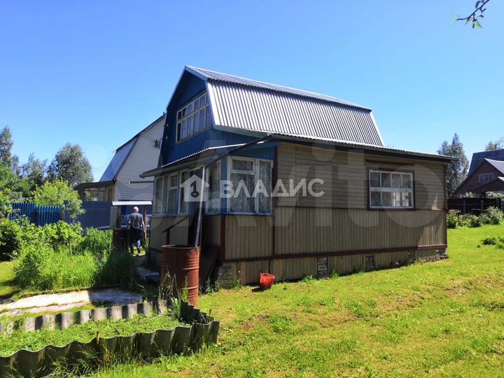 Дача 40 м² на участке 8 сот.