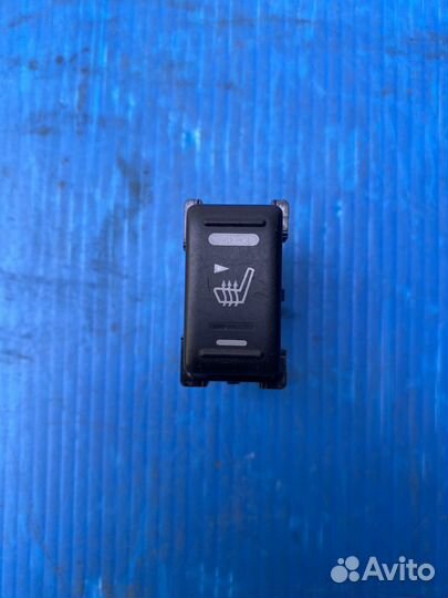 Кнопка обогрева сиденья Nissan Teana J31