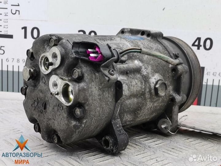 Компрессор кондиционера Skoda Octavia (A4) рест