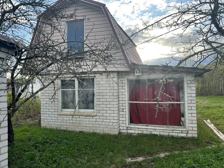 Дача 20 м² на участке 6 сот.