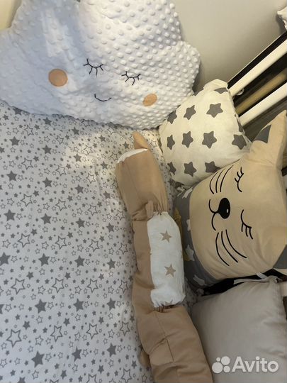 Бортики в кроватку