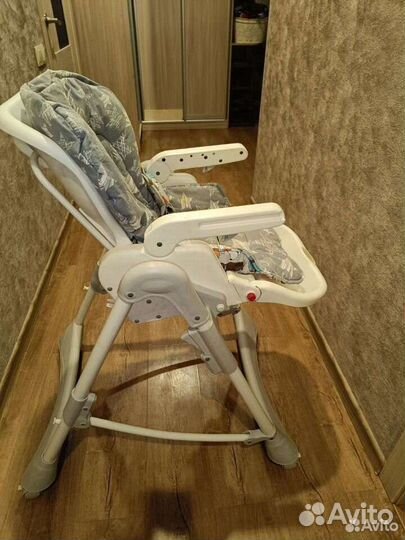 Стульчик для кормления happy baby