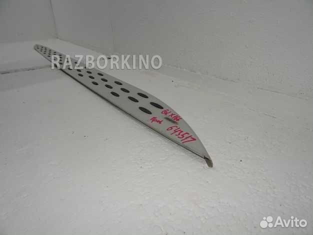 Накладка правой подножки