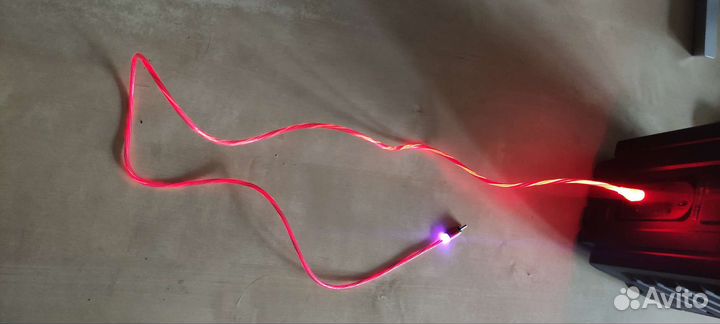 174. Магнитный светящийся кабель для зарядки