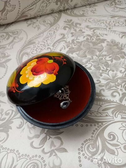 Шкатулка для украшений старинная