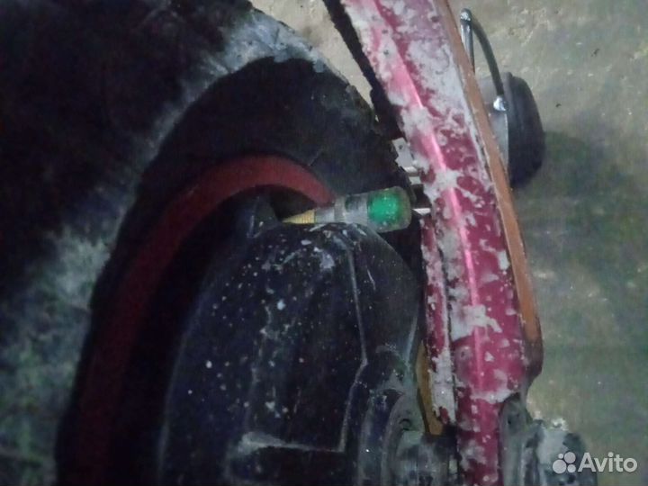 Колпачки с индикатором давления на шинах