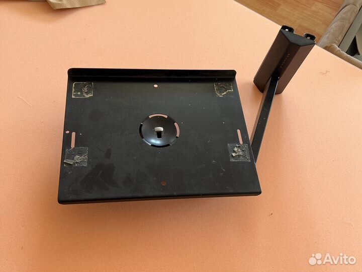 Кронштейн, подставка для телевизора