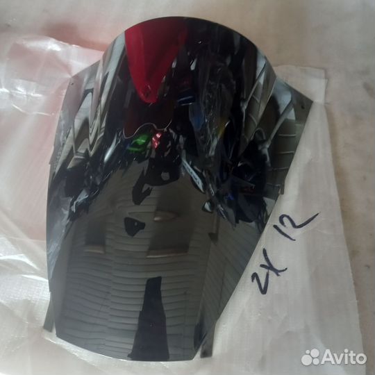 Стекло ветровое Kawasaki ZX12R 02-06