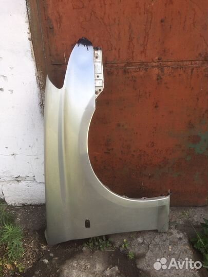 Крыло Toyota Verossa