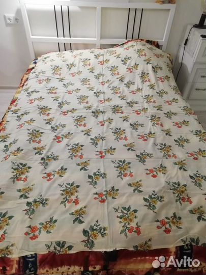 Полутороспальное постельное белье Б/У