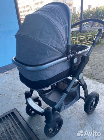 Продам коляску 3 в 1