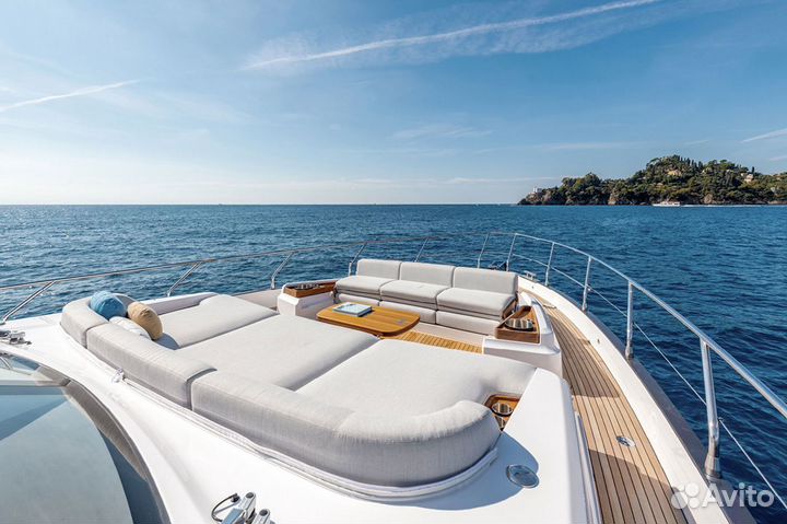 Моторная яхта Azimut 68, New 2025