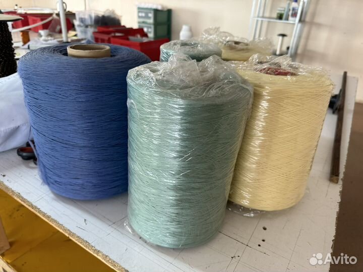 Нитки для оверлока коврового покрытия