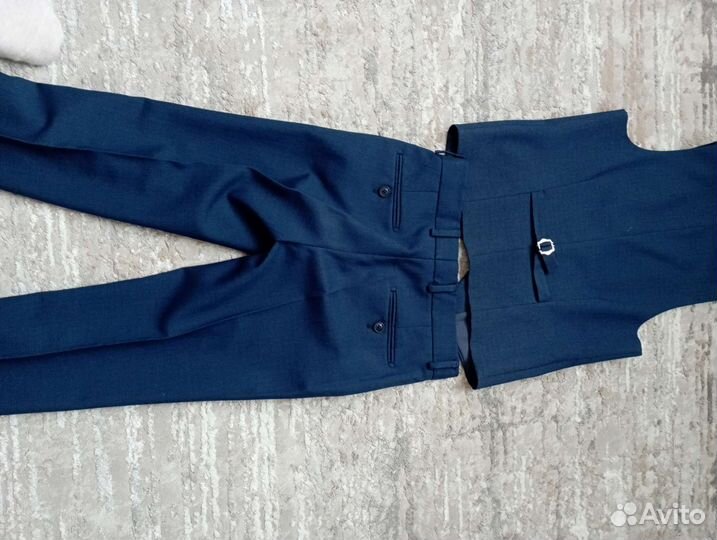 Костюм школьный на мальчика