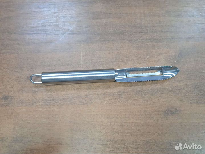 Овощечистка нерж. сталь MVQ