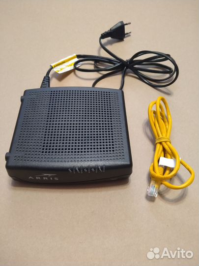 TV приставка, роутер и модем от МТС (цена за всё)