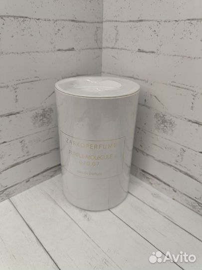 Zarkoperfume purple molecule 070.07 100 ml