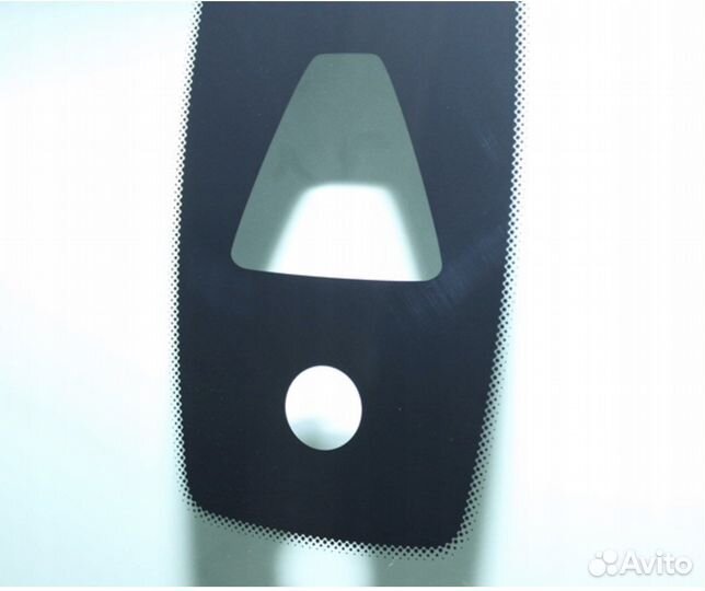 Лобовое стекло BMW i3