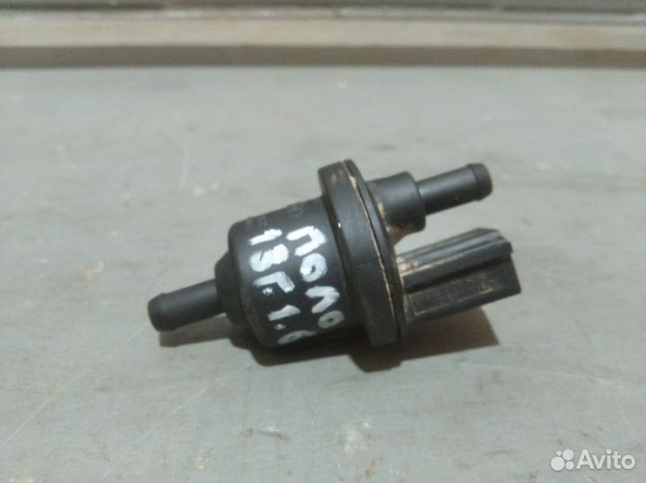 Клапан вентиляции топливного бака Volkswagen Polo