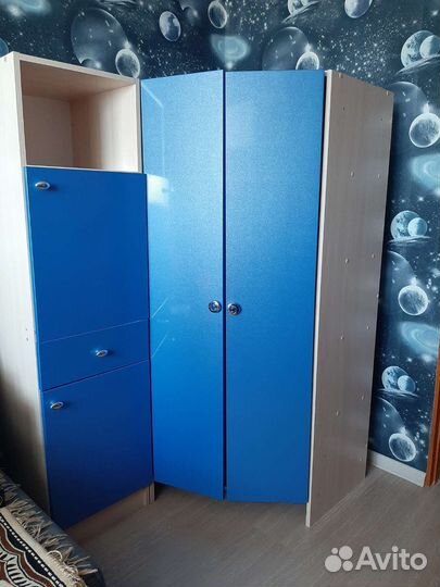 Детский шкаф для одежды бу